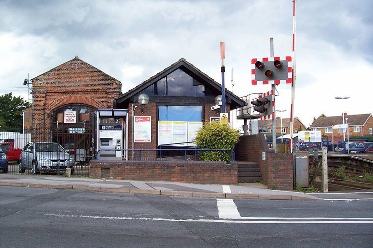 Ash railway station