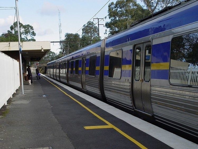 Ashburton railway station, Melbourne