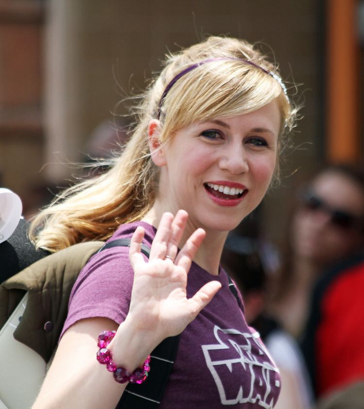 Ashley Eckstein httpsuploadwikimediaorgwikipediacommons88