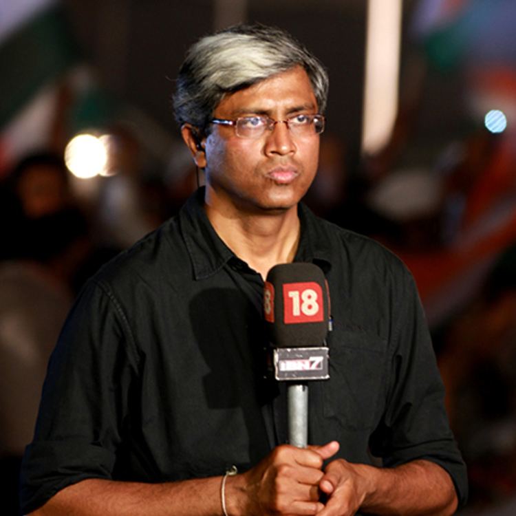 Ashutosh (politician) People are angry but still with AAP says anchorturned