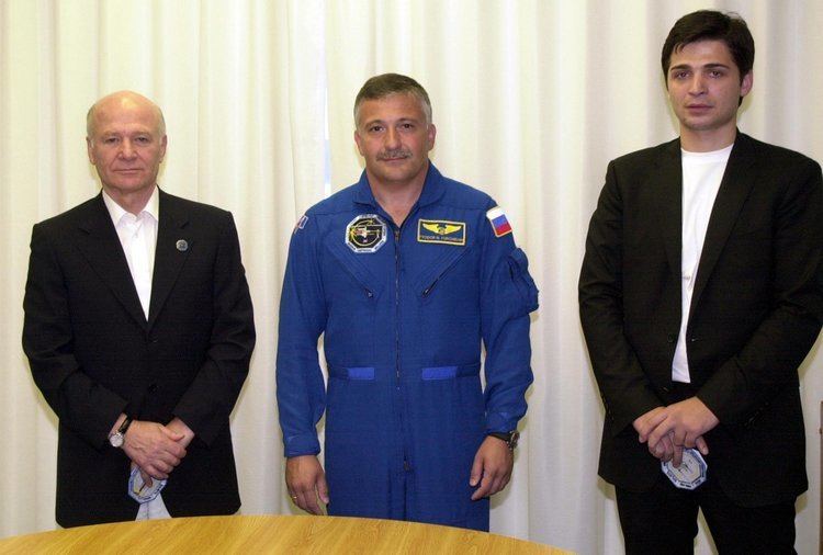 Aslan Abashidze FileKENNEDY SPACE CENTER Abashidze amp Yurchikhin 2002