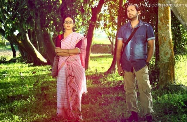 Assamese cinema movie scenes anuradha assamese film The entry scene of Joy Kashyap is one which looks very creative The wildlife photographer who came to Anuradha s village to explore 