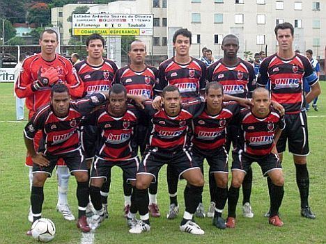 Associação Atlética Flamengo Jogos Perdidos Flamengo de Guarulhos tropea em casa