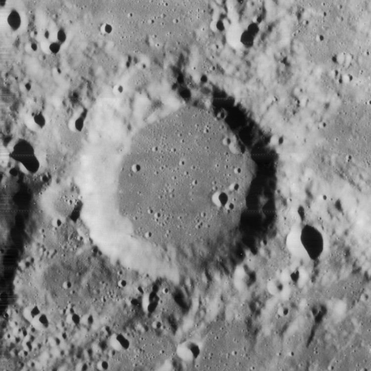 Aston (crater)