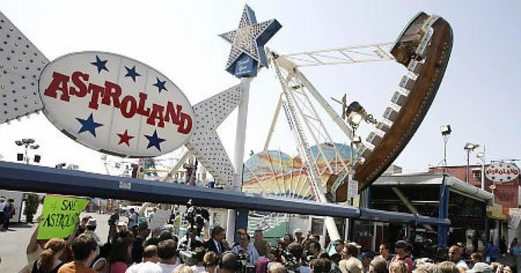Astroland Coney Island39s Astroland owner calls it quits park closing Sunday