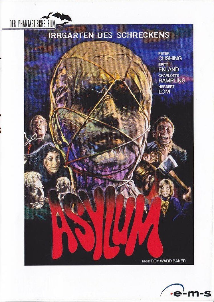 Asylum (1972 horror film) Asylum 1972 House of Crazies Amazoncouk Peter Cushing