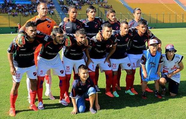 Atenas de San Carlos Atenas lidera junto con Pearol el Clausura del ftbol uruguayo
