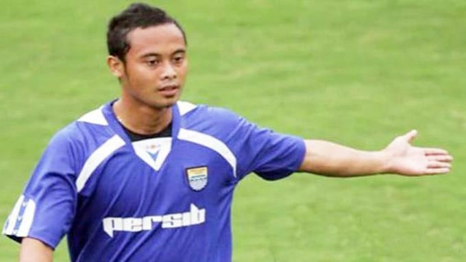 Atep Rizal Persija Vs Persib Atep Berharap Tak Ada Pelemparan Bus