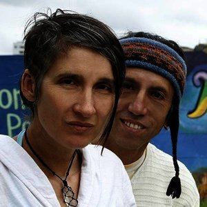 Aterciopelados Aterciopelados Listen and Stream Free Music Albums New Releases