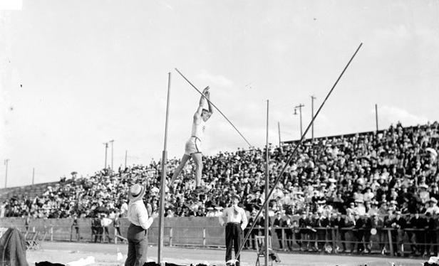 Athletics at the 1904 Summer Olympics – Men's pole vault
