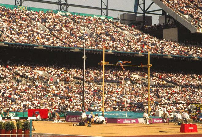 Athletics at the 1996 Summer Olympics – Men's pole vault