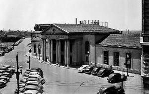 Atlanta Union Station (1930) httpsuploadwikimediaorgwikipediaenthumb2