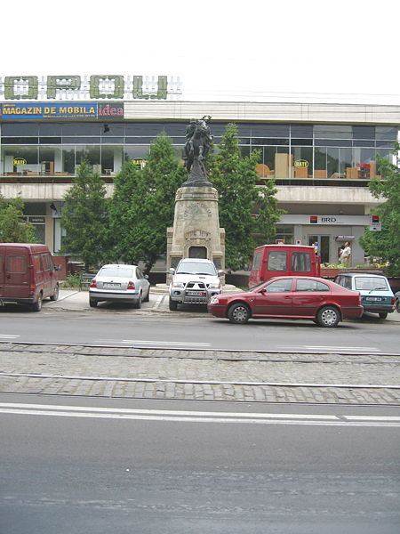 Attacking Cavalryman Statue