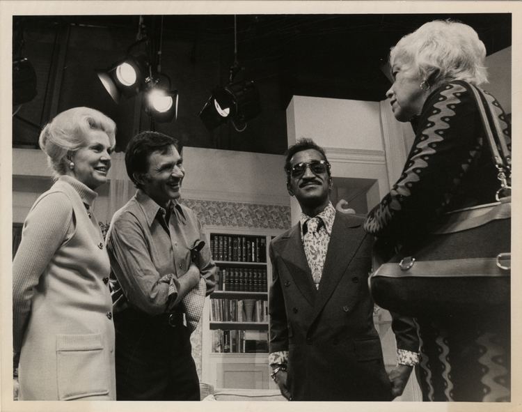 Audrey Peters Sammy Davis Jr Audrey Peters Ron Tomme and Jean Arley on the set