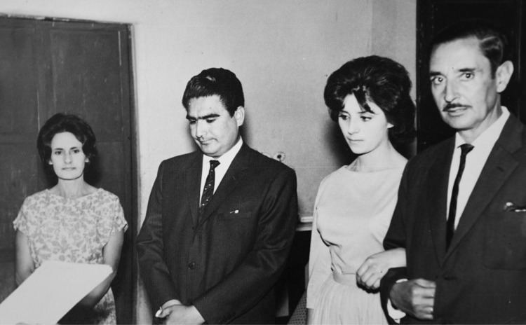 Augusta La Torre with Abimael Guzmán on their wedding day accompanied by La Torre's parents, Delia Carrasco and Carlos La Torre.