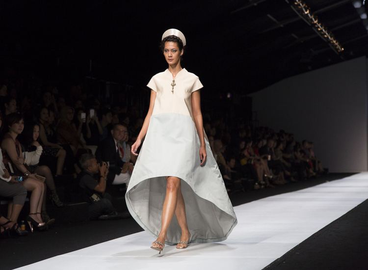 Auguste Soesastro Jakarta Fashion Week 2015 Day 7 Manual Jakarta