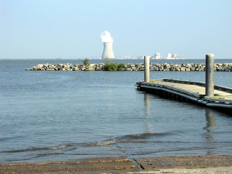 Augustine Beach, Delaware Salem Nuclear Plant view from Augustine Beach Delaware Flickr