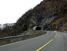 Austmannali Tunnel httpsuploadwikimediaorgwikipediacommonsthu