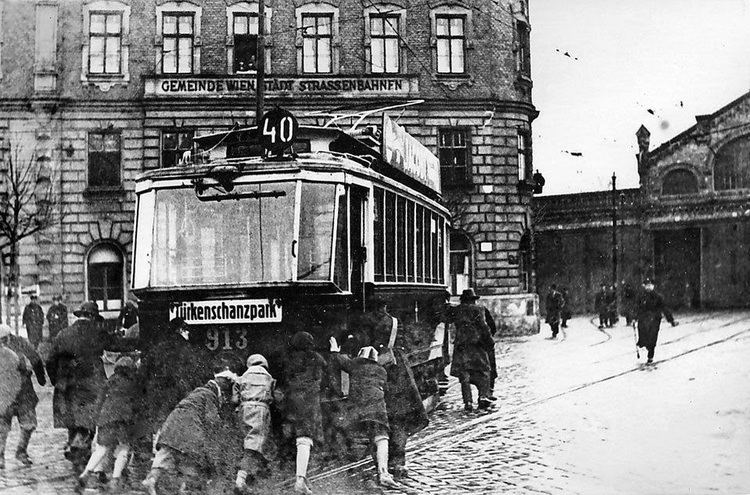 Austrian Civil War vintage everyday Tram Passengers Pushing the Trolley after a Power