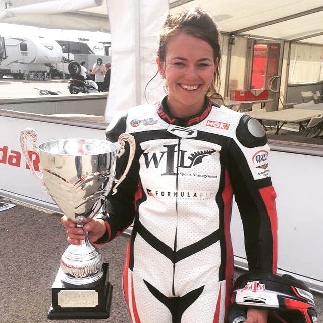 Avalon Biddle Avalon Biddle on top in Spain Formula Fit