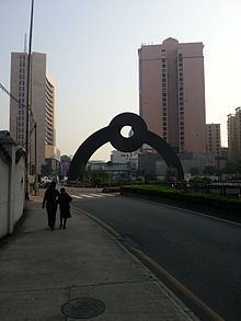 Avenida do Doutor Rodrigo Rodrigues httpsuploadwikimediaorgwikipediacommonsthu