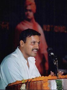 Avinash Dharmadhikari httpsuploadwikimediaorgwikipediacommonsthu