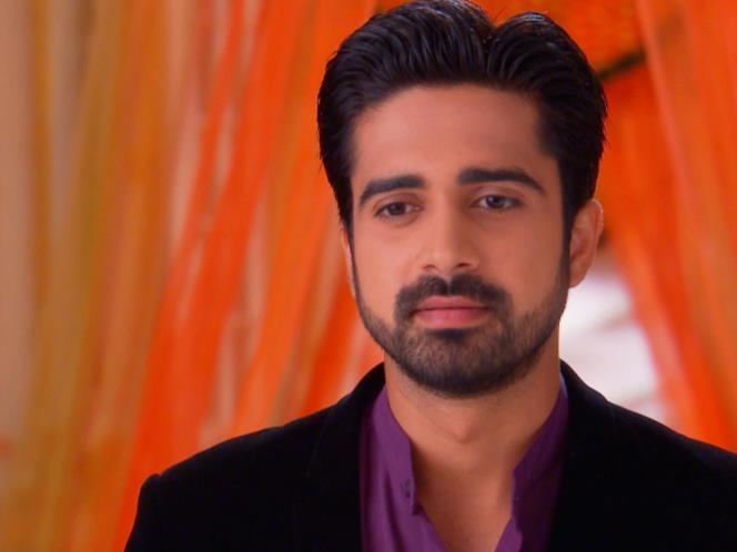 Avinash Sachdev Avinash Sachdev Profile Picture BioBody Size Hot Starz