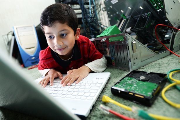 Ayan Qureshi FiveYearOld Ayan Qureshi Becomes the youngest Microsoft