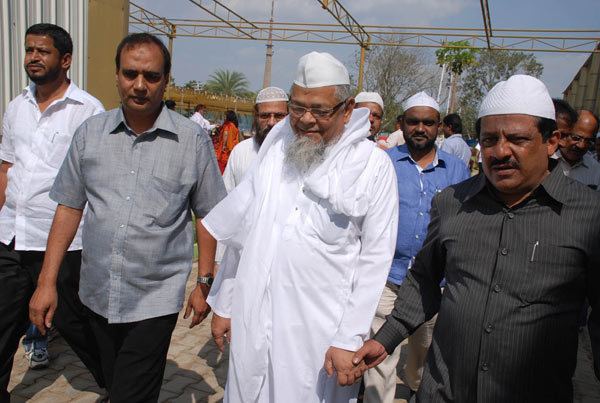 B. Z. Zameer Ahmed Khan Karnataka Muslims Zameer Ahmed Khan Sponsors 35 Hajj