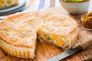 Bacon and egg pie Cheesy bacon and egg pie Recipes Bite