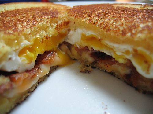Bacon, egg and cheese sandwich How To Make a Bacon Egg and Cheese Sandwich in 14 Easy Steps