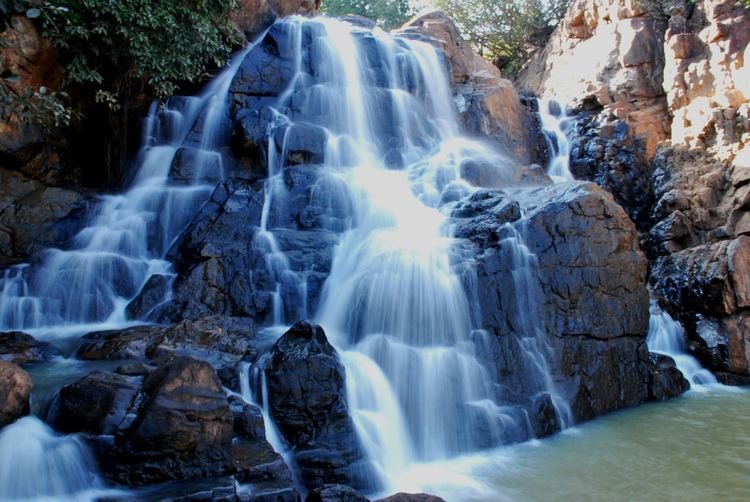 Badaghagara Waterfall BADAGHAGARA WATERFALL KEONJHAR Reviews BADAGHAGARA WATERFALL