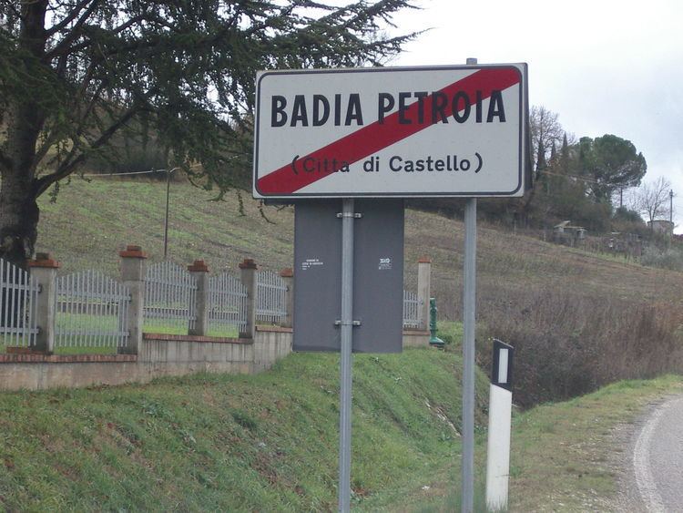 Badia Petroia httpsuploadwikimediaorgwikipediacommonsthu