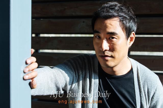 Bae Seong-woo Actor Bae Sungwoo to appear in thriller O Piseu Office