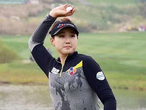 Baek Kyu-jung Korean Ladies Golfer Baek Kyu Jung Climbs to Ranking 13
