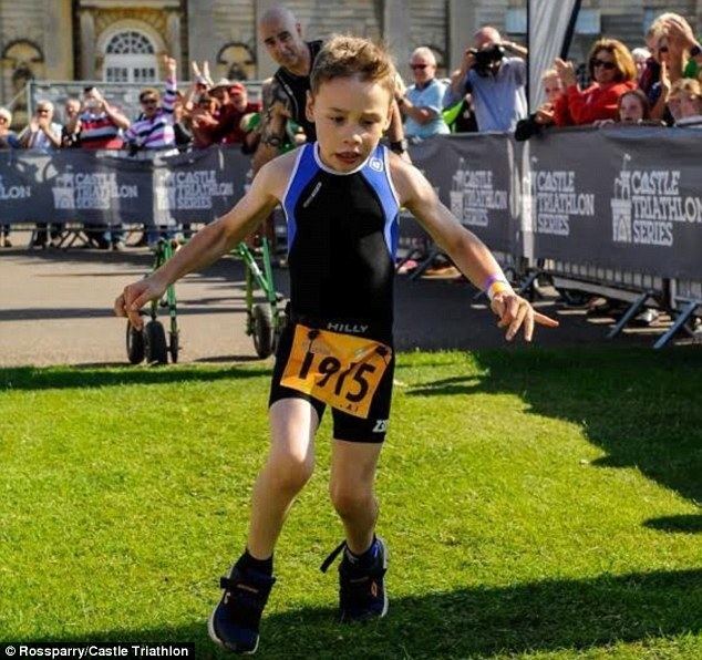 Bailey Matthews Bailey Matthews 8 with cerebral palsy casts aside frame to