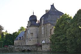 Bais, Mayenne httpsuploadwikimediaorgwikipediacommonsthu