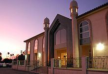 Baitul Hameed Mosque httpsuploadwikimediaorgwikipediacommonsthu