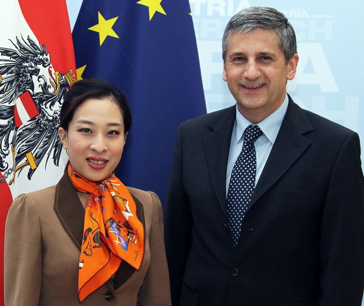 Inaugural visit of the Thai Ambassador, H.R.H. Princess Bajrakitiyabha Mahidol with Vice-Chancellor and Foreign Minister Michael Spindeleggerh