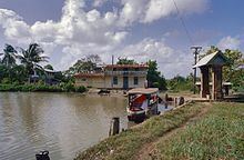 Bakkie, Suriname httpsuploadwikimediaorgwikipediacommonsthu