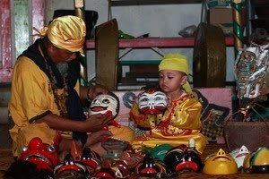 Bakumpai people BADEWA Disease Healing Ritual of Bakumpai Central Borneo Tourism