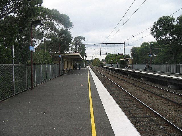 Balaclava railway station, Melbourne