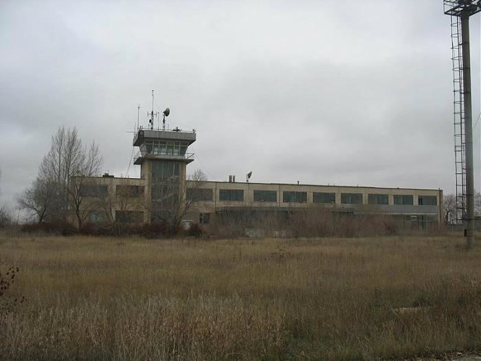 Balakovo Airport photoswikimapiaorgp0001959804bigjpg