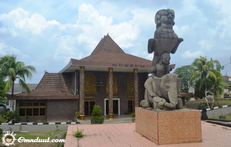 Balaputra Terkesima di Balaputra Dewa Museum Uang Rp10000 Omnduut
