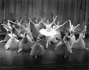 Ballet Quad Cities wwwartsillinoisgovsitesdefaultfilescontent
