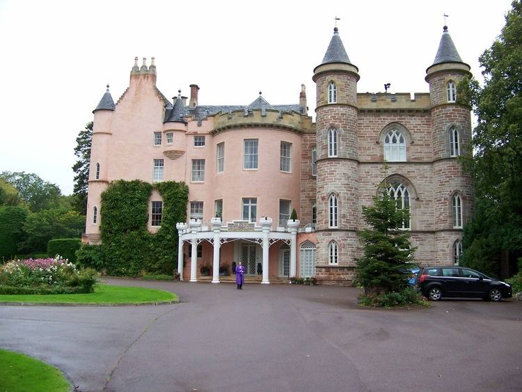 Balnagown Castle Smith Mountain Lake Mystery Writer SCOTLAND IN SEPTEMBER Balnagown