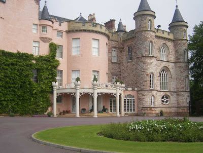 Balnagown Castle Living with Clans and Castles Balnagown Castle Seat of Clan Ross