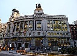 Banco Bilbao Vizcaya (building) httpsuploadwikimediaorgwikipediacommonsthu