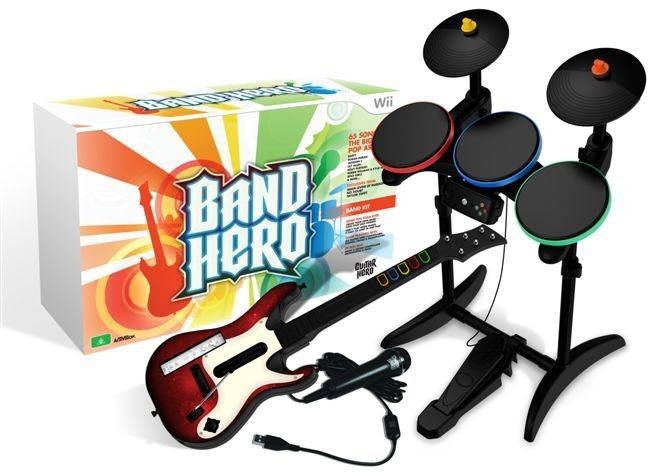 Band Hero Band Hero Complete Band bundle Guitar Drums amp Microphone Wii