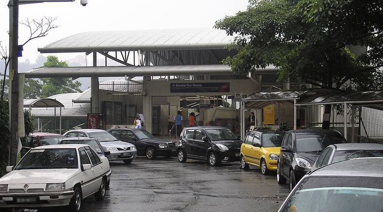 Bandar Tun Razak LRT station